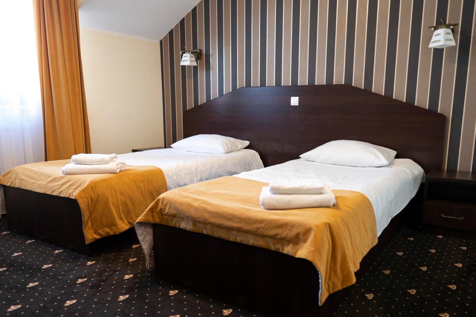 Hotel Podzamcze Góra Kalwaria Dış mekan fotoğraf